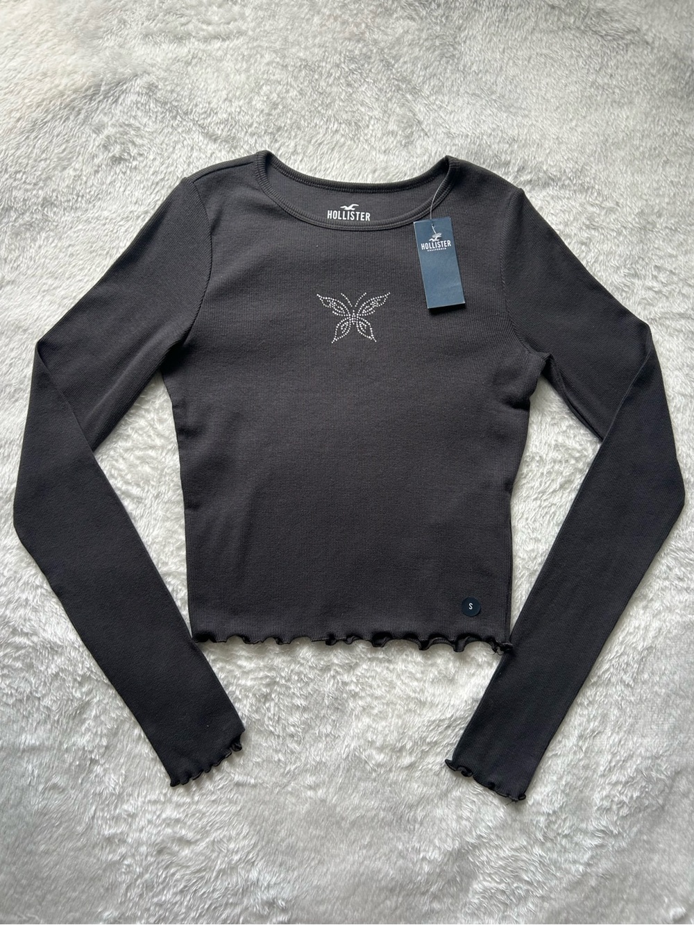 Hollister Y2K Style Gray Rhinestone Butterfly Ribbed Long Sleeve Blouse Top